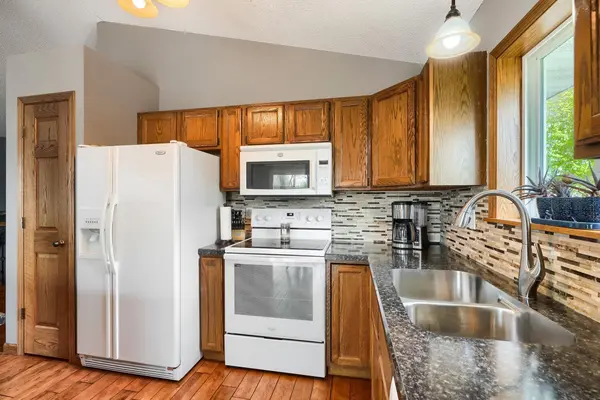 18095 Echo TER, Farmington, MN 55024