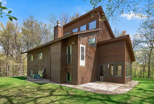 19925 Brentwood LN NW, Elk River, MN 55330