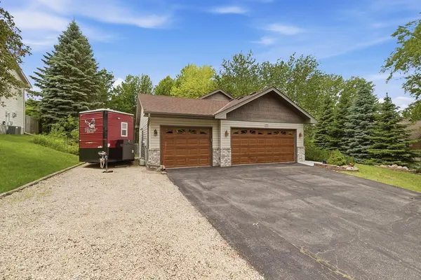 18821 English AVE, Farmington, MN 55024