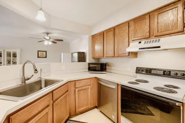 1915 E 122nd ST, Burnsville, MN 55337