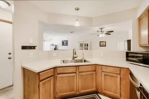 1915 E 122nd ST, Burnsville, MN 55337