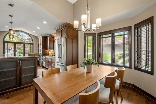 11250 N Eagle Lake BLVD, Maple Grove, MN 55369