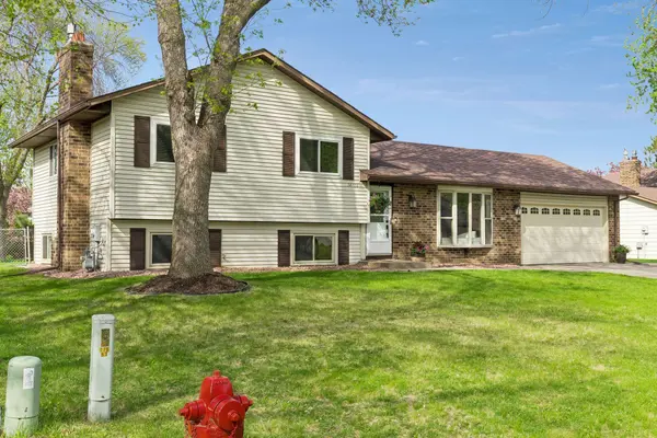 14786 91st PL N, Maple Grove, MN 55369