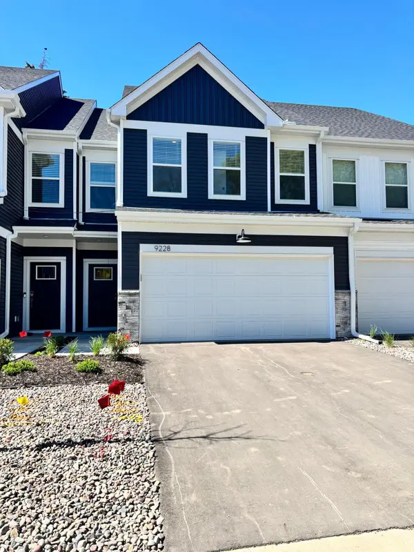 9228 Larimar TRL, Eden Prairie, MN 55347
