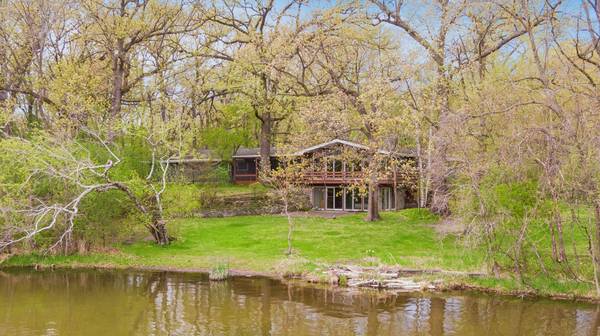 1 Poplar LN, North Oaks, MN 55127