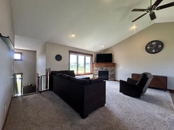 1511 Otter WAY, New Richmond, WI 54017
