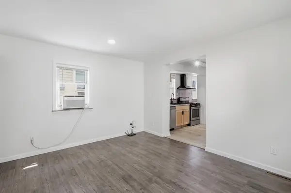 900 Geranium AVE E, Saint Paul, MN 55106