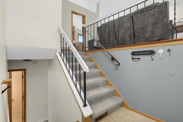 9544 Niagara LN N, Maple Grove, MN 55369