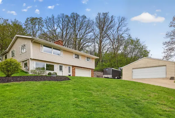 1265 Robin LN SE, Rochester, MN 55904