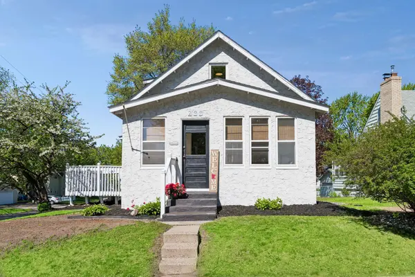 200 17th AVE N, Hopkins, MN 55343