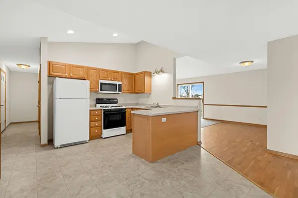 905 W Ridge CT, New Richmond, WI 54017