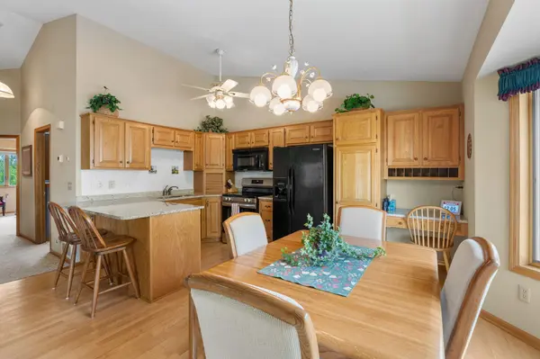 290 Shoreview Estate, Big Lake, MN 55309