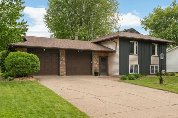 840 Cortland DR, Apple Valley, MN 55124