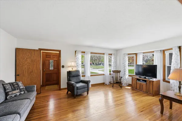 6838 Portland AVE S, Richfield, MN 55423