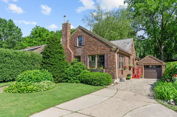 825 5th AVE SW, Faribault, MN 55021