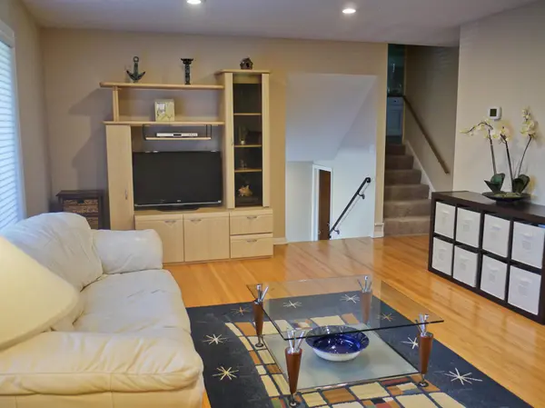 5181 Abercrombie DR, Edina, MN 55439