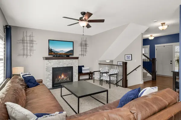 20100 Heath AVE, Lakeville, MN 55044