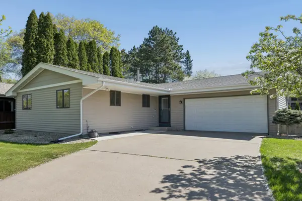 2439 Walnut AVE, New Brighton, MN 55112