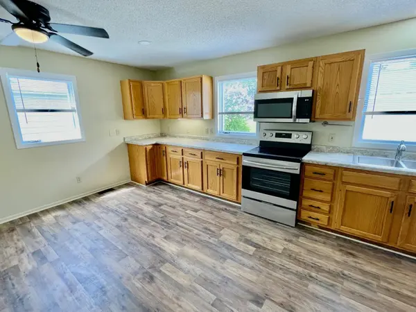 1408 11th AVE NW, Austin, MN 55912
