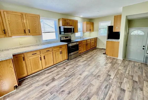 1408 11th AVE NW, Austin, MN 55912