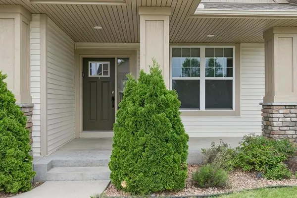 6886 Jewel AVE S, Cottage Grove, MN 55016