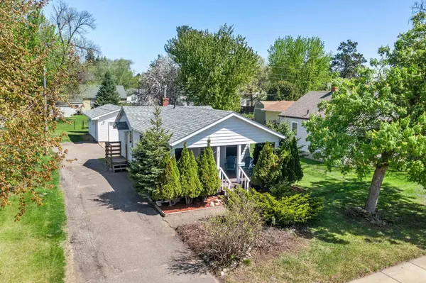212 4th AVE NE, Cambridge, MN 55008