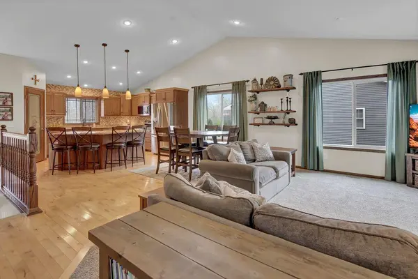 305 17th AVE S, Cold Spring, MN 56320
