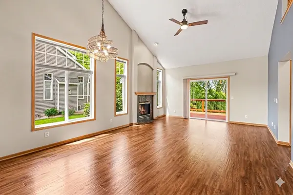 509 Spruce DR, Hudson, WI 54016