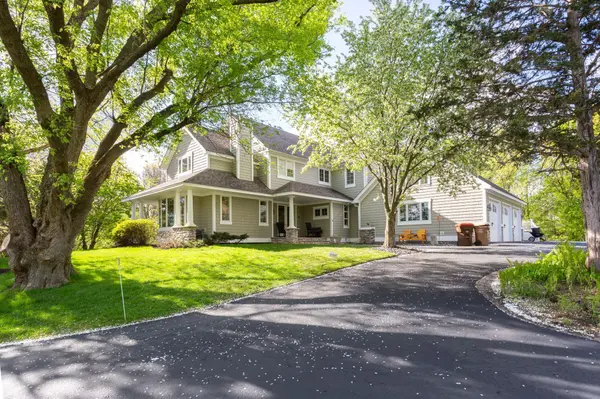 15285 Palomino TRL N, Stillwater, MN 55082