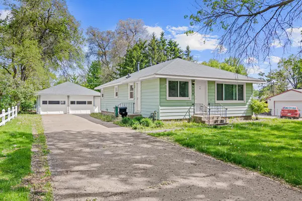 909 Jefferson ST, Anoka, MN 55303