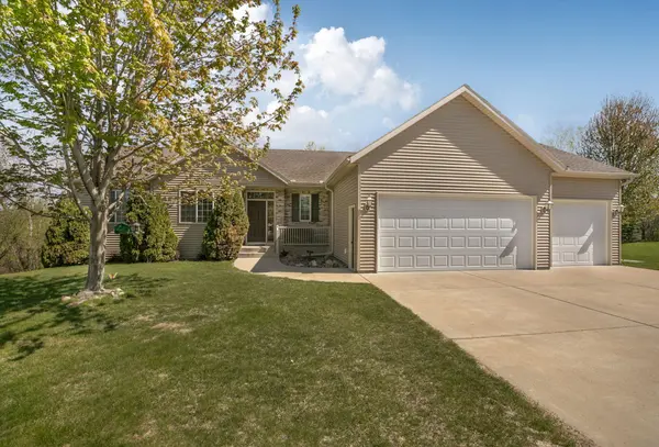 1835 Star DR,  Sauk Rapids,  MN 56379