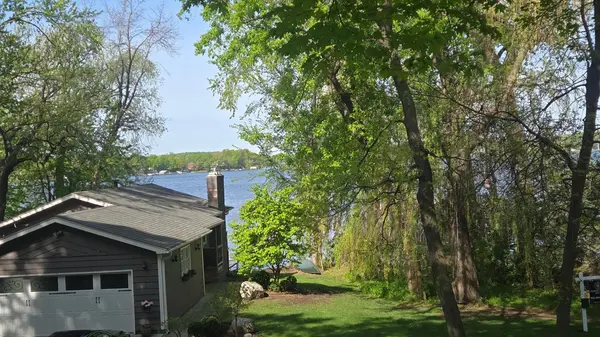 1373 Rest Point RD, Orono, MN 55364