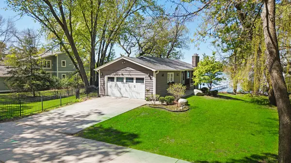1340 Rest Point LN, Orono, MN 55364