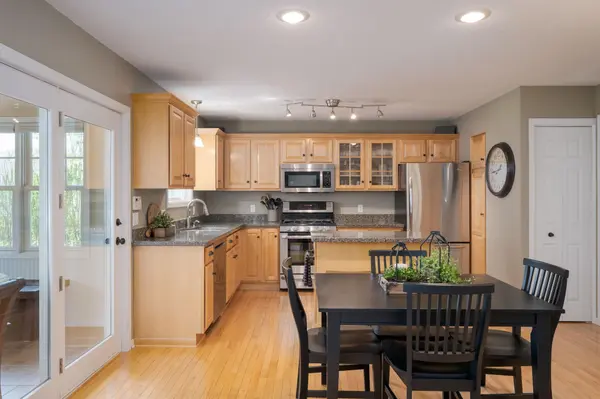 1748 Bayard AVE, Saint Paul, MN 55116