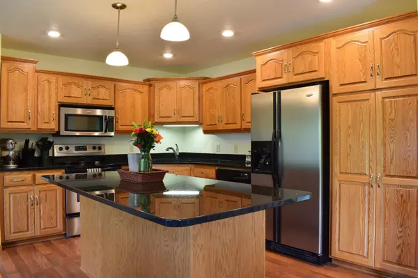 19386 Cedar Island Lake RD, Richmond, MN 56368