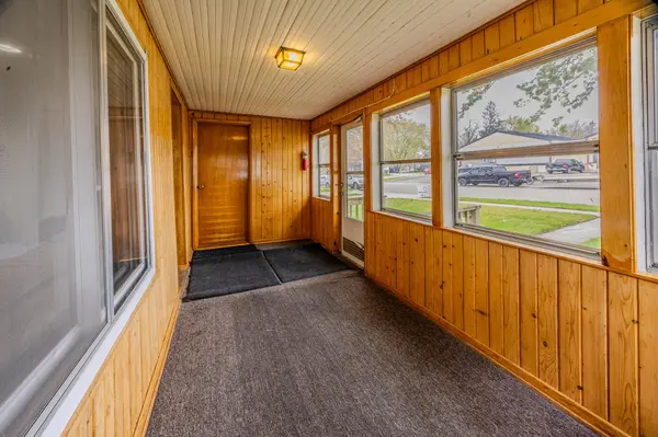 1050 Larcom ST, Hammond, WI 54015