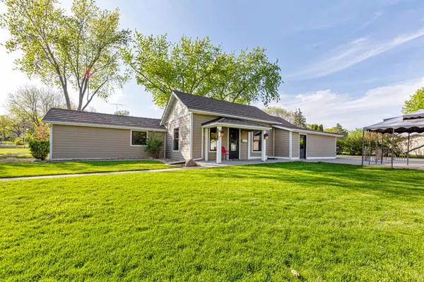 311 Wabasha ST, Saint Peter, MN 56082
