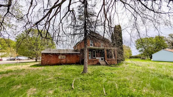 255 5th ST N, Butterfield, MN 56120