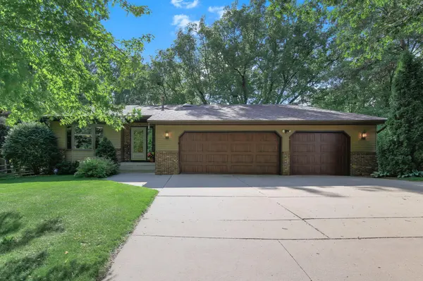 1935 Humboldt AVE, West Saint Paul, MN 55118