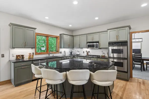 3690 Yuma LN N, Plymouth, MN 55446