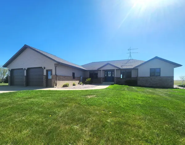 1338 140th AVE, Holland, MN 56139