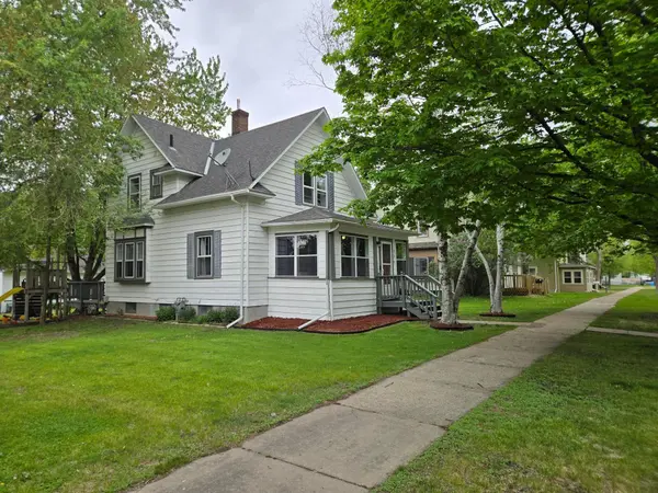 336 Erie ST SE, Hutchinson, MN 55350