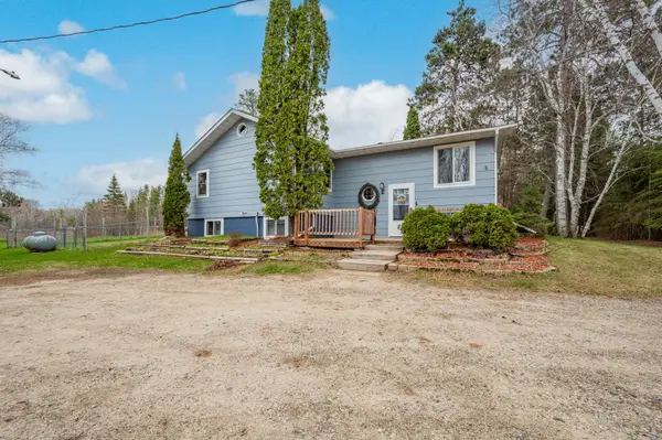 32288 S Shoal Lake RD, Grand Rapids, MN 55744