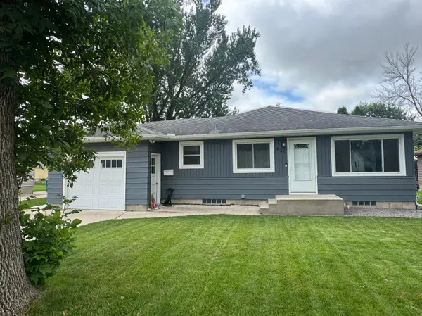 525 South ST, Owatonna, MN 55060
