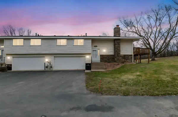 12315 Oak Leaf CT, Burnsville, MN 55337