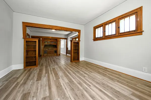740 Main ST W, Carver, MN 55315