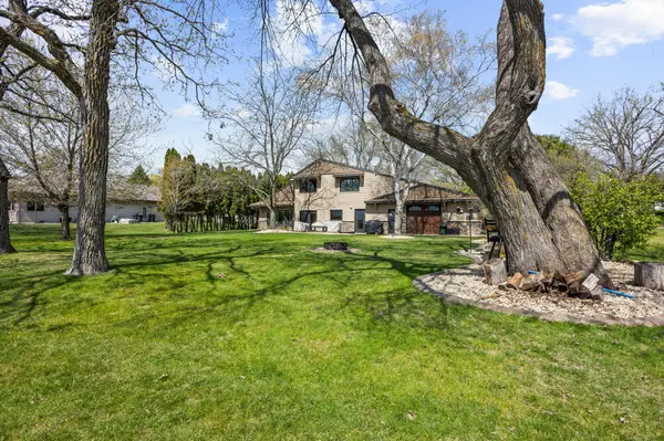 1481 W Latoka DR SW, Alexandria, MN 56308