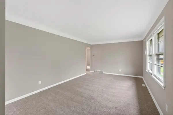 831 Howard ST N, Saint Paul, MN 55119