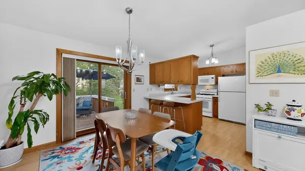 4332 Valley DR NW, Rochester, MN 55901