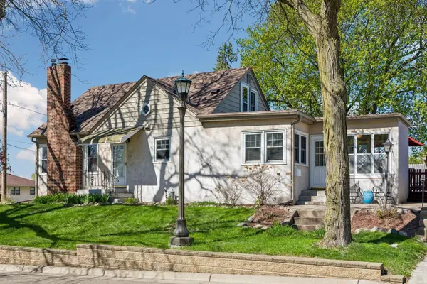 1265 Schletti ST, Saint Paul, MN 55117